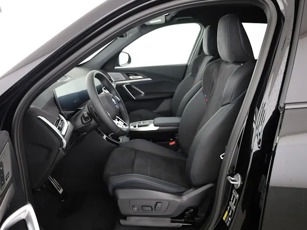 BMW X1 30e xDrive paddles