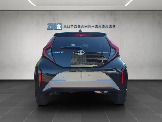 Toyota Aygo X 1.5 VVT-i HSD Trend