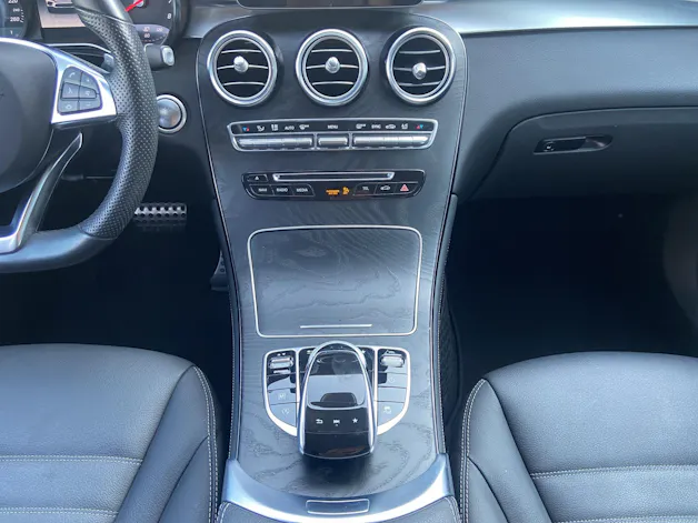 MERCEDES-BENZ GLC 250 AMG Line 4m Coupé