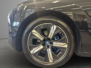 BMW iX xDrive40