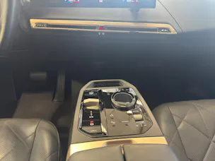 BMW iX xDrive40