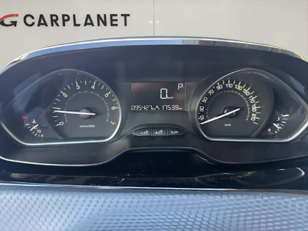 Peugeot 2008 1.2 PureTech 110 PS Style Automat
