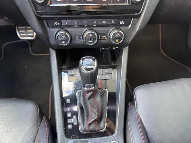 Škoda Octavia Combi 2.0 TSI RS230 D
