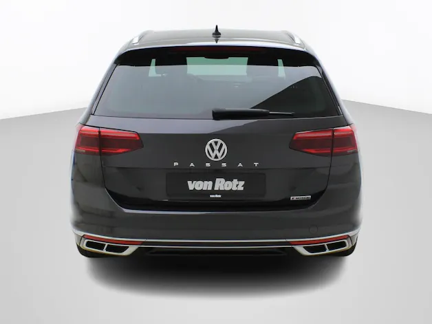VW Passat Variant 2.0 TDI DSG R-Line 4Motion