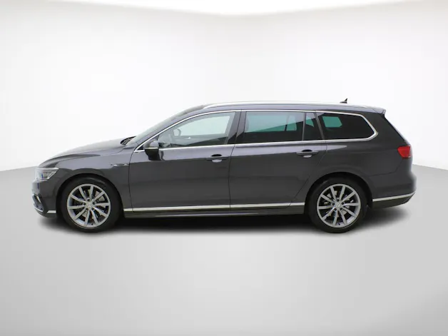 VW Passat Variant 2.0 TDI DSG R-Line 4Motion