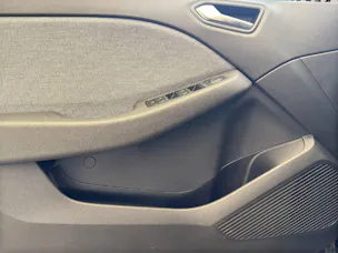 RENAULT Clio 1.6 E-Tech techno Voll-Hybrid 145PS