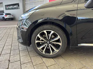 RENAULT Clio 1.6 E-Tech techno Voll-Hybrid 145PS