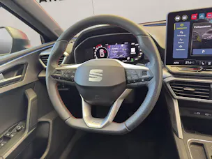 SEAT Leon 1.5 eTSI 150PS FR DSG