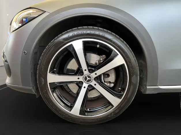 Mercedes-Benz C-Klasse S206 Kombi C 220 d All-Terrain Avantgarde 4matic 4x4