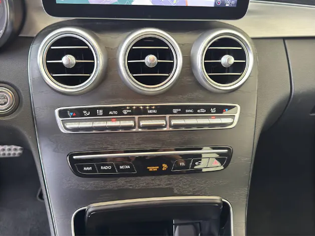 Mercedes-Benz C-Klasse S205 Kombi C 200 AMG Line Kombi 184PS