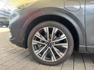 FORD Kuga 2.5 Plug-in Hybrid ST-Line X inkl. AHK*