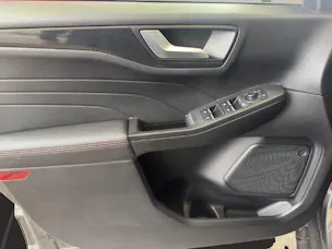 FORD Kuga 2.5 Plug-in Hybrid ST-Line X inkl. AHK*