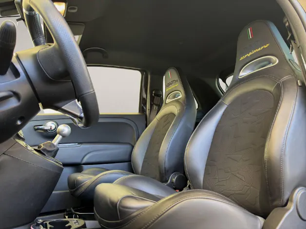 Fiat 595 Abarth 1.4 T-Jet 165 Turismo
