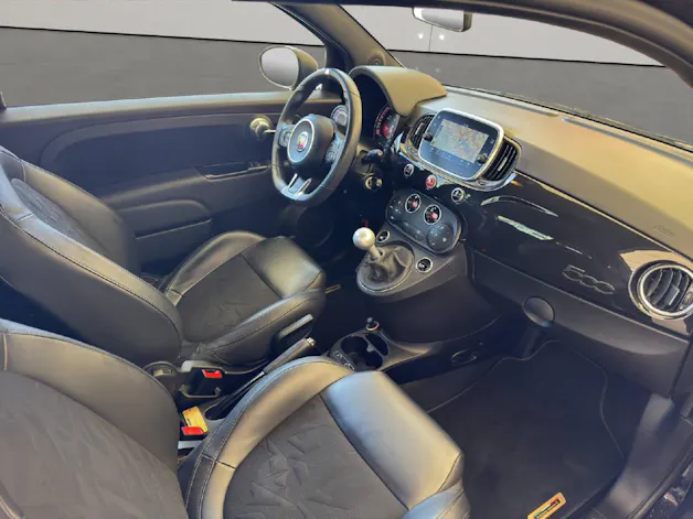 Fiat 595 Abarth 1.4 T-Jet 165 Turismo