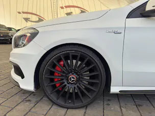 MERCEDES-BENZ A-Klasse W176 A 45 AMG 4matic 4x4 360PS