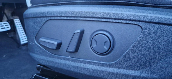 Fahrzeugbild 6 Fahrzeugbild 6