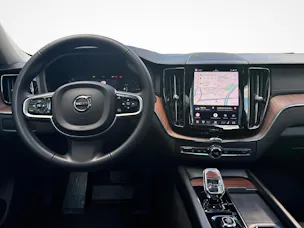 VOLVO XC60 2.0 T8 TE Ultimate Dark eAWD