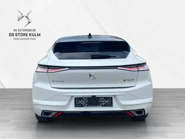 DS Automobiles 4 1.6 E-Tense Performance Line+