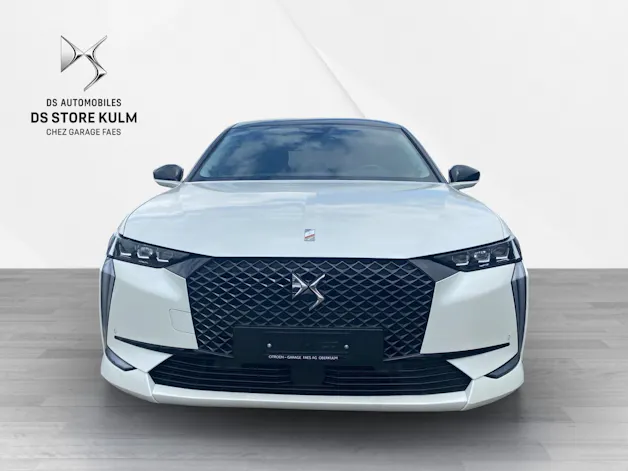 DS Automobiles 4 1.6 E-Tense Performance Line+
