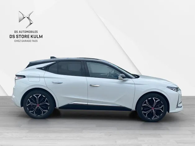 DS Automobiles 4 1.6 E-Tense Performance Line+