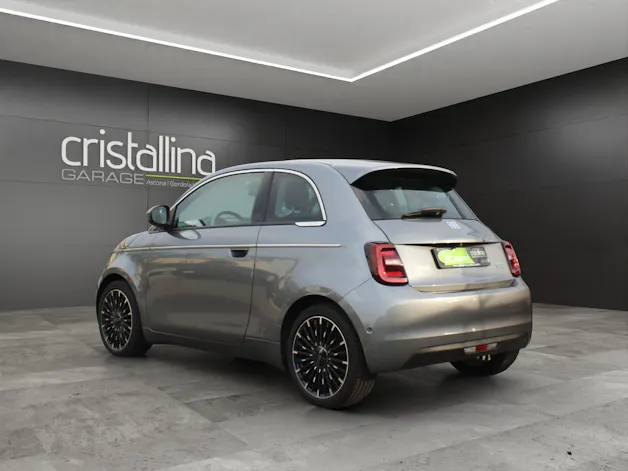 FIAT 500 La Prima