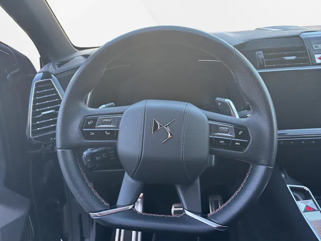 DS Automobiles 7 1.6 E-Tense Performance Line+ 4x4