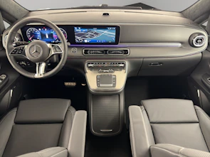 Fahrzeugbild MERCEDES-BENZ V 300 d Swiss Ed. lang 4matic Van