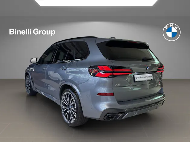 BMW X5 M60i xDrive