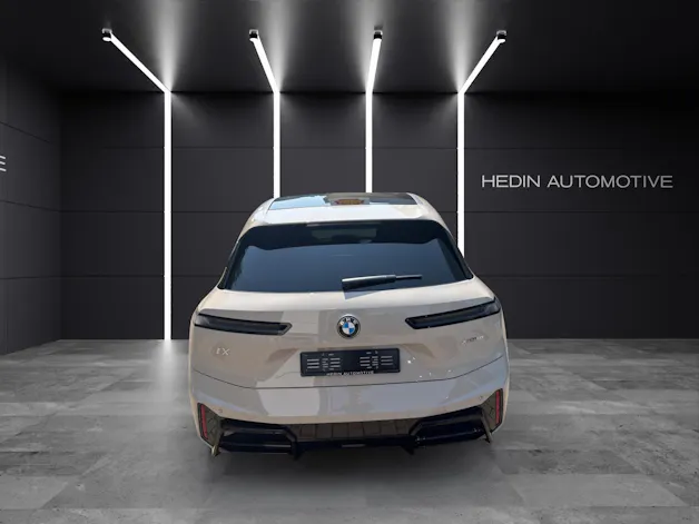 BMW iX xDrive60