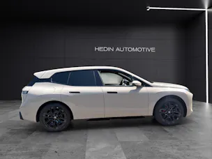 BMW iX xDrive60