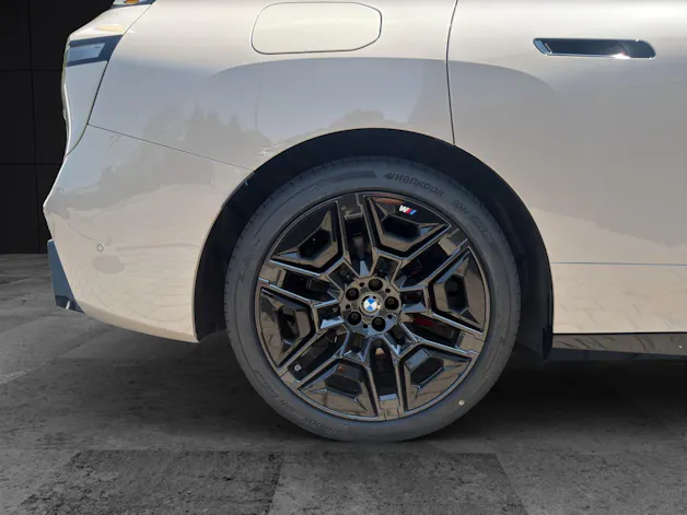 BMW iX xDrive60