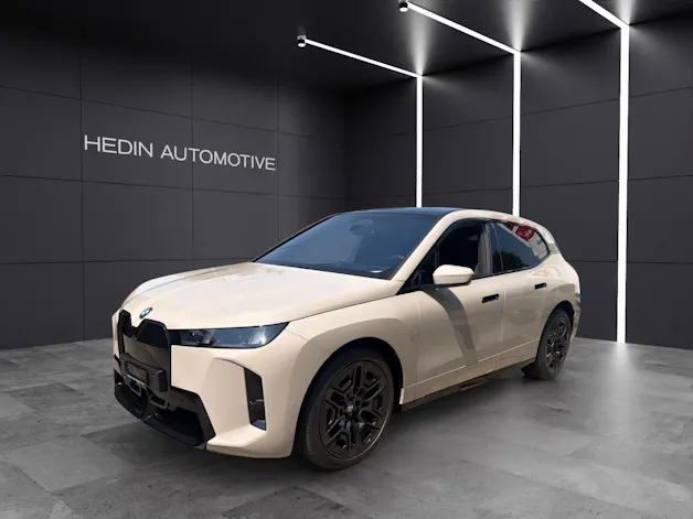 BMW iX xDrive60