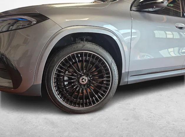MERCEDES-BENZ EQA 350 4MATIC Excellence AMG Line