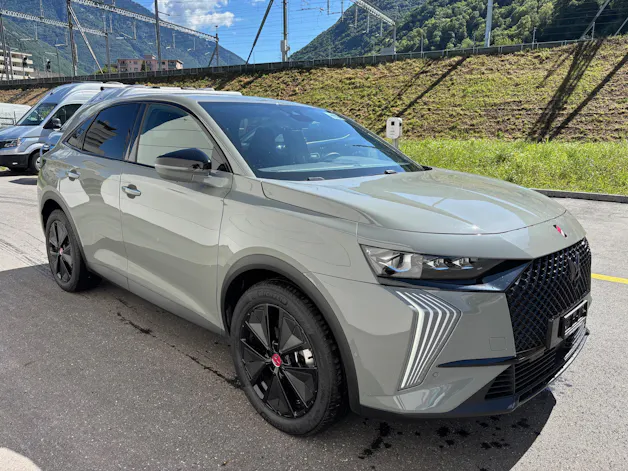 DS Automobiles 7 1.6 E-Tense Ligne Noire 4x4