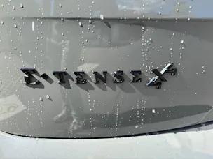DS Automobiles 7 1.6 E-Tense Ligne Noire 4x4