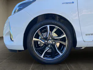 Toyota Yaris 1.5 VVT-i HSD Trend