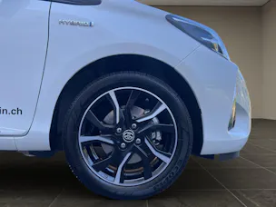 Toyota Yaris 1.5 VVT-i HSD Trend