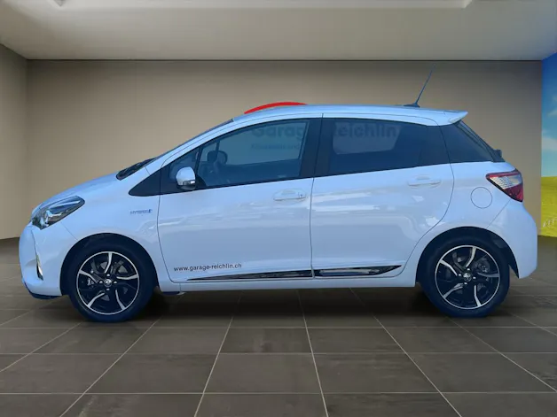 Toyota Yaris 1.5 VVT-i HSD Trend