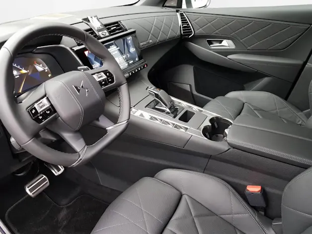 DS Automobiles 7 Crossback 1.6 PureTech 225 So Chic