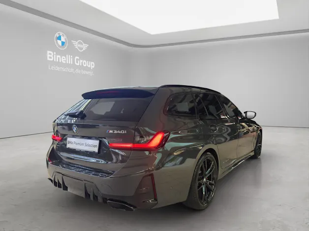 BMW M340i xDrive Touring