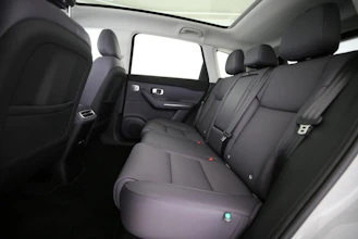https://vehicle.imgix.net/4413173/1d5e962f-4ebf-4768-b448-ea8cd4470cba.jpg