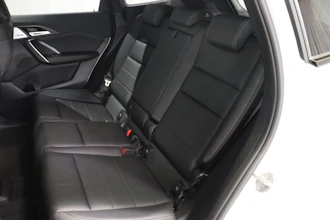 https://vehicle.imgix.net/4413233/47f61a48-b112-467e-88ff-fd9fd61ebc83.JPG