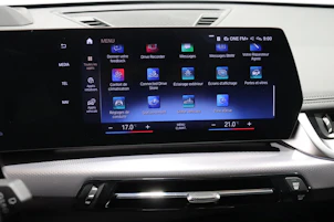 image du véhicule BMW X1 30e xDrive paddles