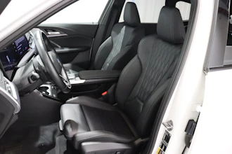 https://vehicle.imgix.net/4413233/e795e061-ef3b-4cdd-acfb-12853e623b6f.JPG