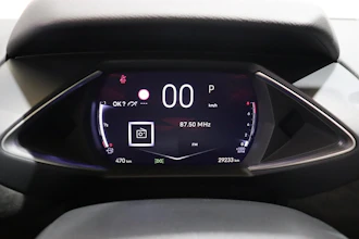 https://vehicle.imgix.net/4413248/12cedd94-d9b9-4bfb-8e44-d20c2cbe89e0.JPG