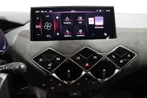 Fahrzeugbild DS AUTOMOBILES 3 Crossback 1.2 PureTech 130 Ligne Noire