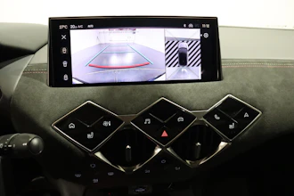 https://vehicle.imgix.net/4413248/f86722a1-4089-447e-9e0f-52a908d8c6df.JPG