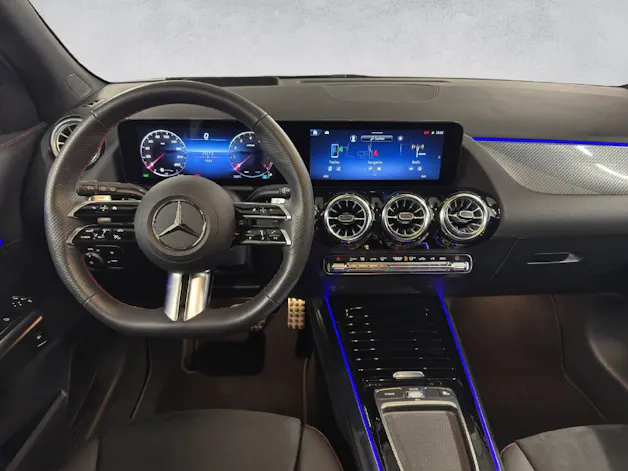 Mercedes-Benz GLA 200 Night Star AMG Line