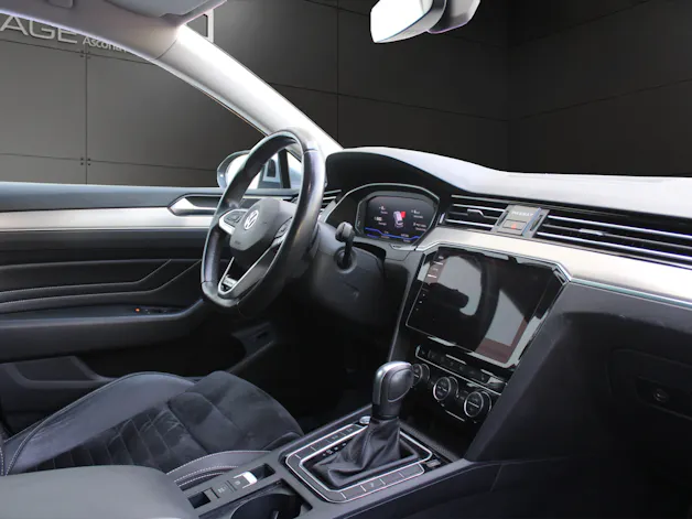VW Passat Variant 2.0 TDI 190 Elegance DSG 4m