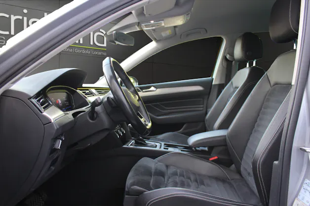 VW Passat Variant 2.0 TDI 190 Elegance DSG 4m